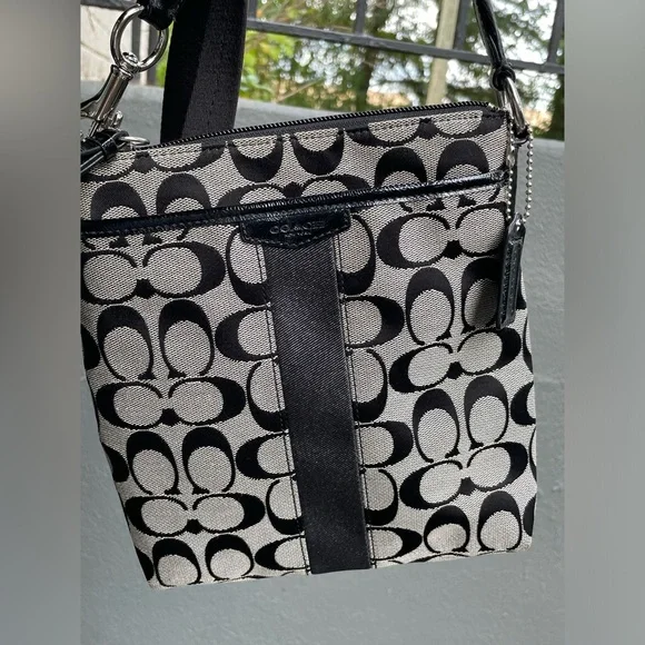 COACH Bag,Coach Black and Gray Women's Bag, Coach Crossbody Bag. - Picture 7 of 17